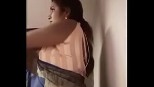 Swathi naidu removing saree